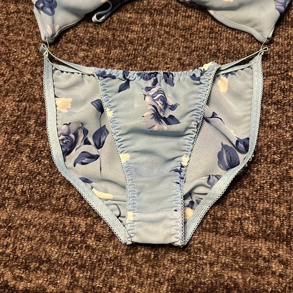 Secret Treasures Baby Doll style lingerie set Size Small - Picture 7 of 9